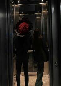 橱窗里的人的唯美句子
